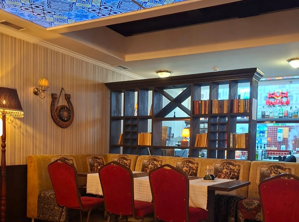 Trattoria Della Nonna — Mihail Sadoveanu 20/1